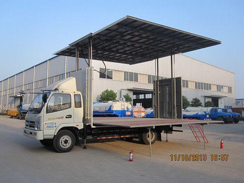 凱馬舞臺(tái)車(chē)兩面展開(kāi)