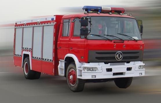 東風(fēng)牌6噸水罐消防車