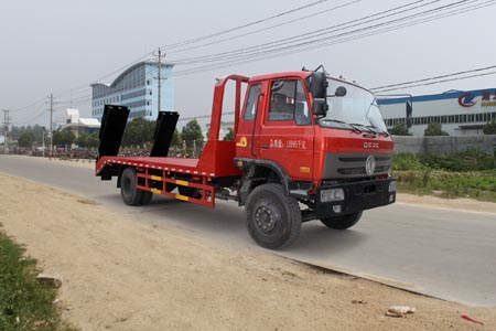 拉15-18噸東風(fēng)153平板運(yùn)輸車