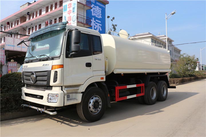 歐曼22方后八輪運(yùn)水灑水車